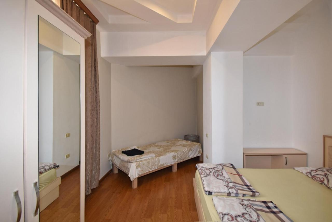 Abovyan Street 16, Apartment No 24 Erivan Exterior foto