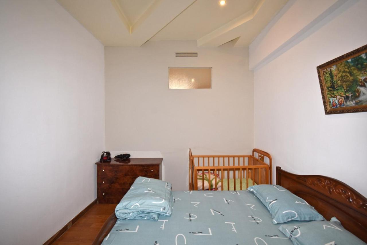 Abovyan Street 16, Apartment No 24 Erivan Exterior foto
